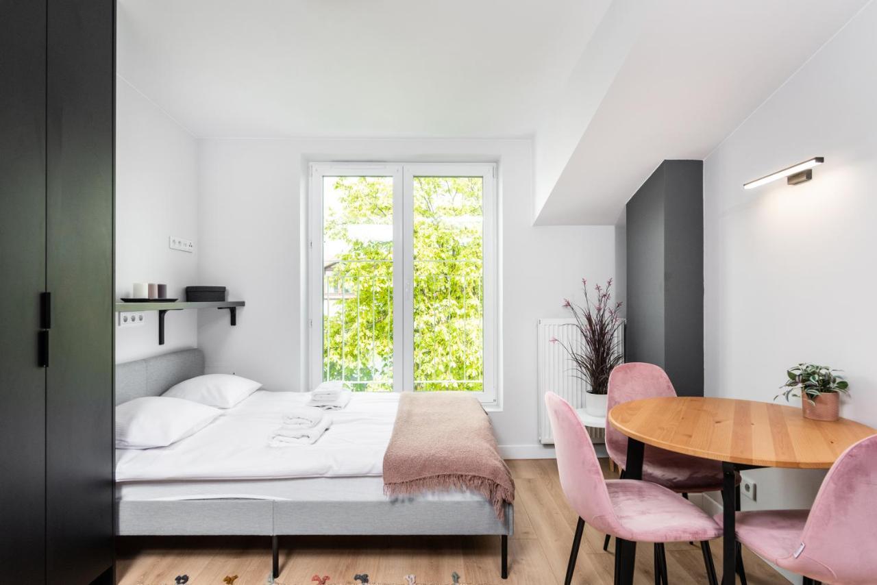 Smart Apartments - Old Town & Main Train Station - By Upstairs Красков Екстериор снимка