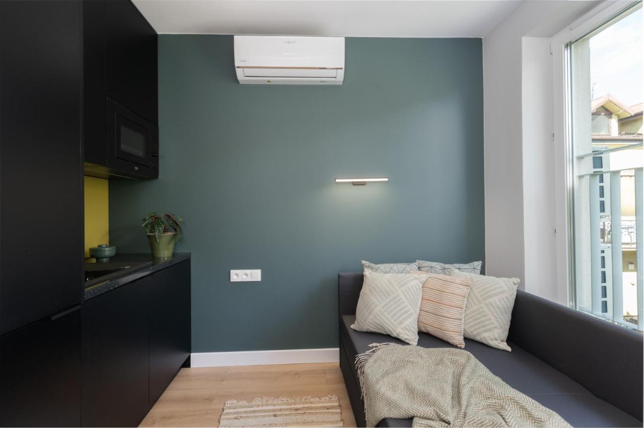 Smart Apartments - Old Town & Main Train Station - By Upstairs Красков Екстериор снимка