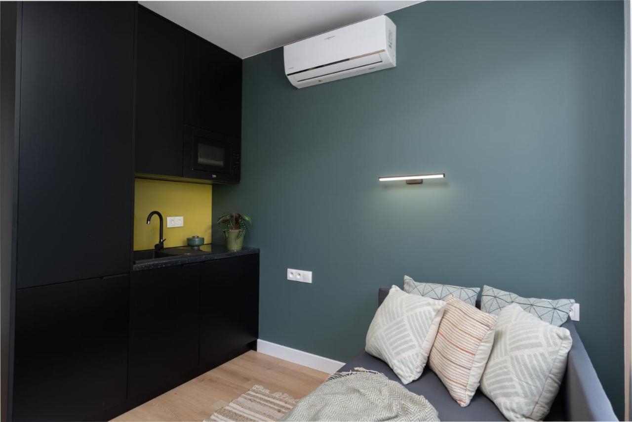 Smart Apartments - Old Town & Main Train Station - By Upstairs Красков Екстериор снимка
