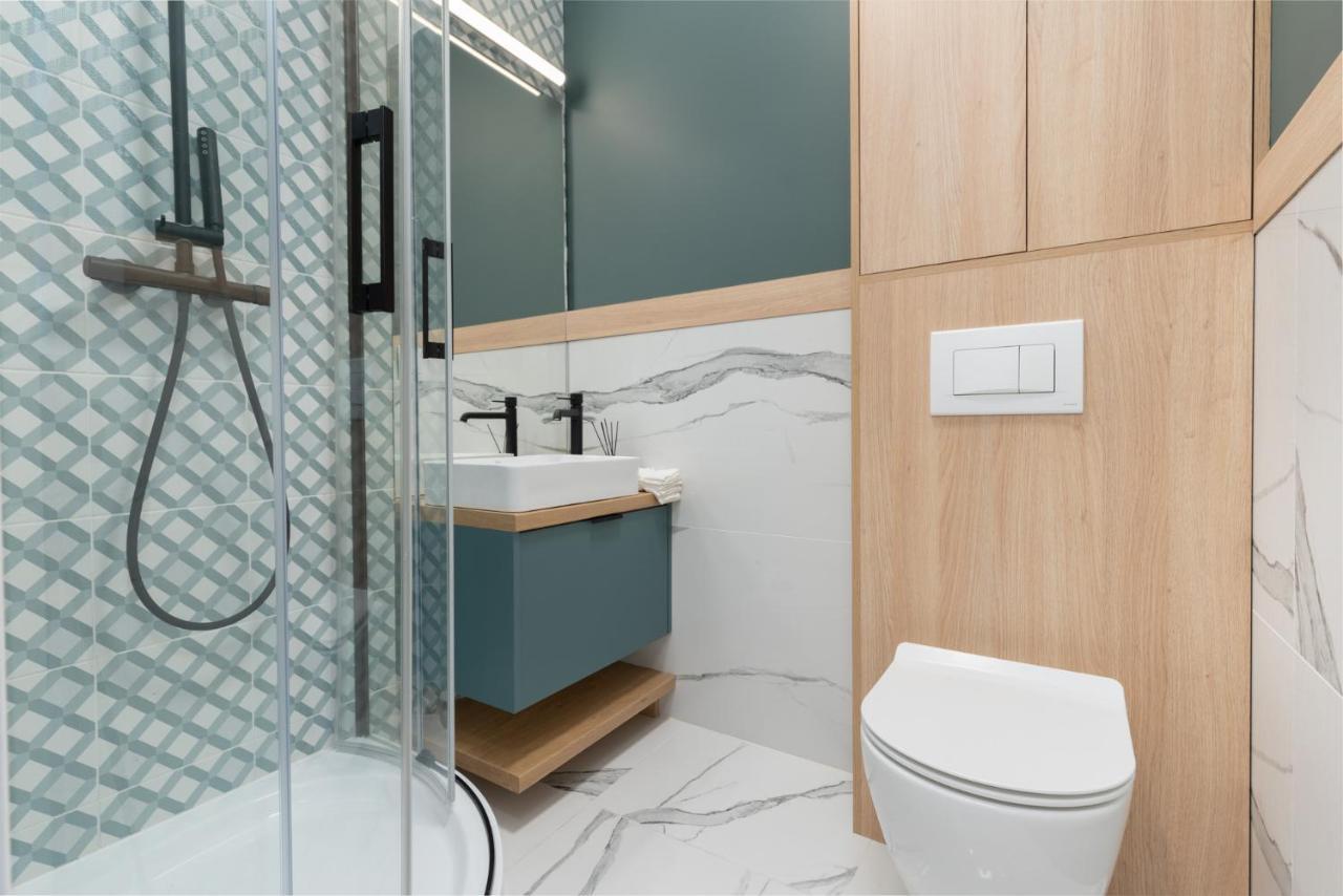 Smart Apartments - Old Town & Main Train Station - By Upstairs Красков Екстериор снимка
